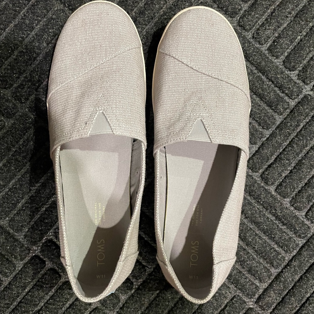 Worn once TOMS
